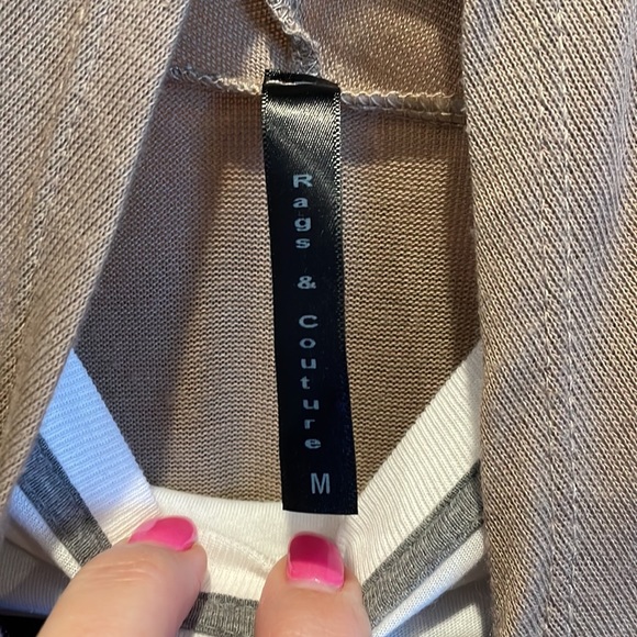 Medium - Picture 4 of 5